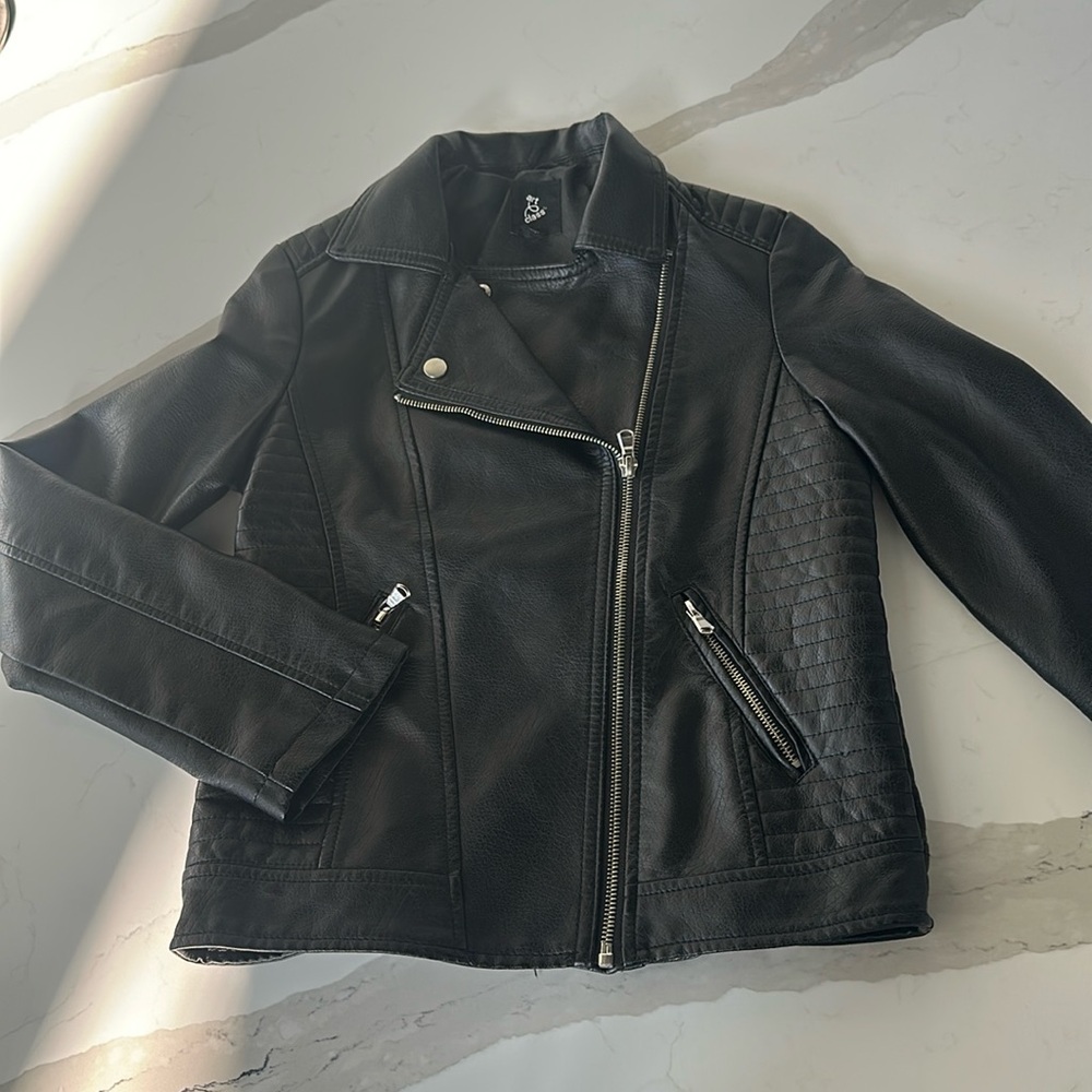 Girl’s art class motto jacket sz 10-12